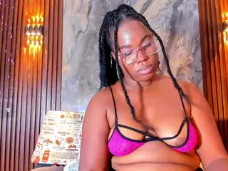 Naomhy's Live Sex Cam Show