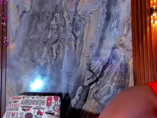 Naomhy's Live Sex Cam Show