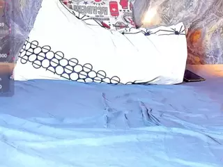 Naomhy's Live Sex Cam Show