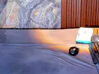 Naomhy's Live Sex Cam Show