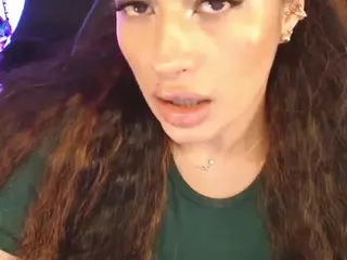 Pocahontass1's Live Sex Cam Show