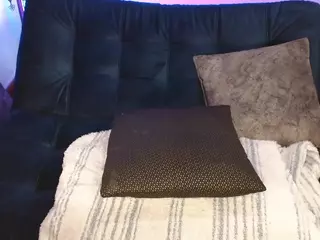 Pocahontass1's Live Sex Cam Show