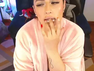 Pocahontass1's Live Sex Cam Show