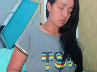 Conniee Manuela's Live Sex Cam Show