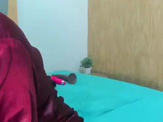 Conniee Manuela's Live Sex Cam Show