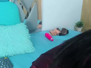 Conniee Manuela's Live Sex Cam Show