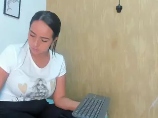 Conniee Manuela's Live Sex Cam Show