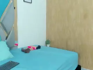 Conniee Manuela's Live Sex Cam Show