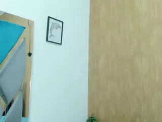 Conniee Manuela's Live Sex Cam Show