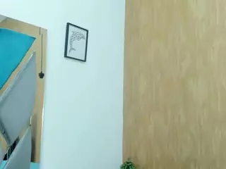 Conniee Manuela's Live Sex Cam Show