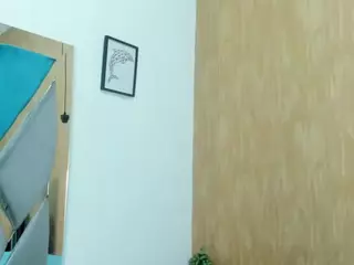 Conniee Manuela's Live Sex Cam Show