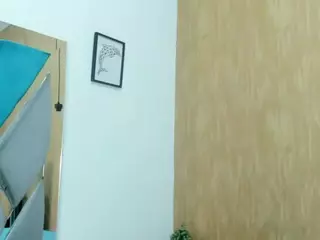 Conniee Manuela's Live Sex Cam Show