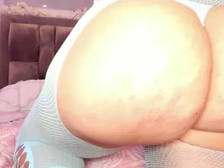 ZaraCakes's Live Sex Cam Show
