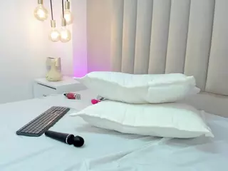 Lindarey's Live Sex Cam Show