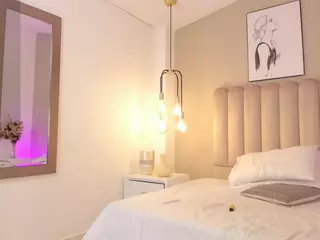 Lindarey's Live Sex Cam Show