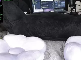 doomednympho's Live Sex Cam Show