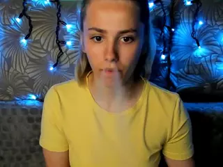 MaggieCake's Live Sex Cam Show