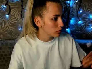 MaggieCake's Live Sex Cam Show