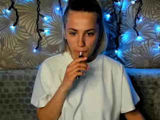MaggieCake's Live Sex Cam Show