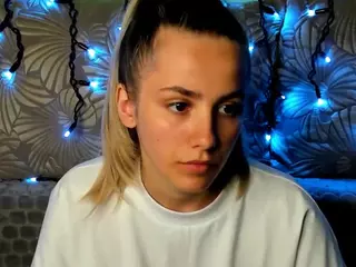 MaggieCake's Live Sex Cam Show