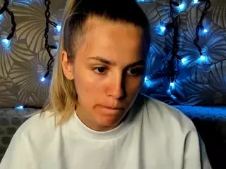 MaggieCake's Live Sex Cam Show