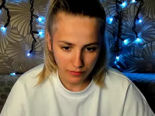 MaggieCake's Live Sex Cam Show