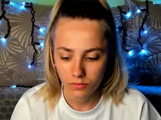MaggieCake's Live Sex Cam Show