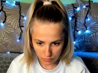 MaggieCake's Live Sex Cam Show