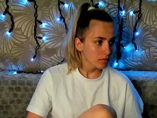 MaggieCake's Live Sex Cam Show