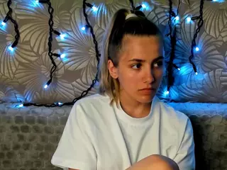MaggieCake's Live Sex Cam Show
