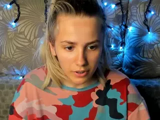 MaggieCake's Live Sex Cam Show