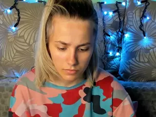 MaggieCake's Live Sex Cam Show
