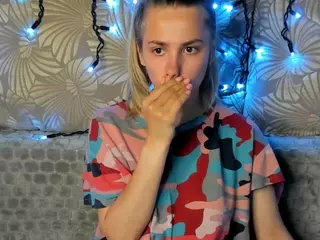 MaggieCake's Live Sex Cam Show