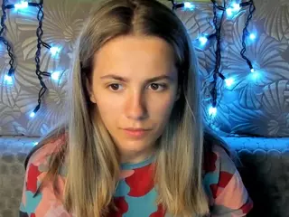 MaggieCake's Live Sex Cam Show