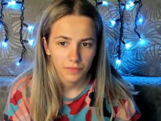 MaggieCake's Live Sex Cam Show