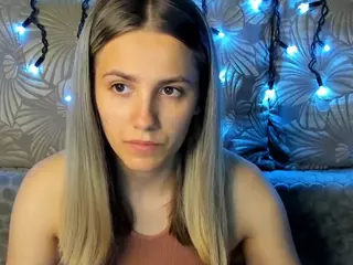 MaggieCake's Live Sex Cam Show