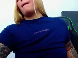 hanna-sweethot's Live Sex Cam Show