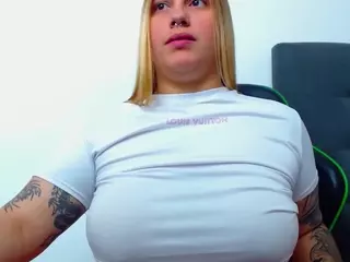 hanna-sweethot's Live Sex Cam Show