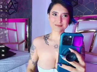 Annie's Live Sex Cam Show