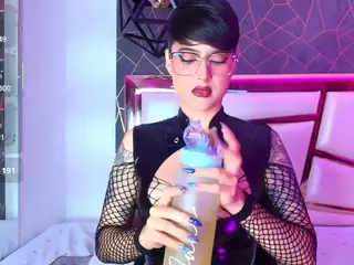 Annie's Live Sex Cam Show
