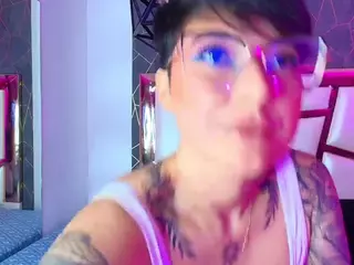 Annie's Live Sex Cam Show