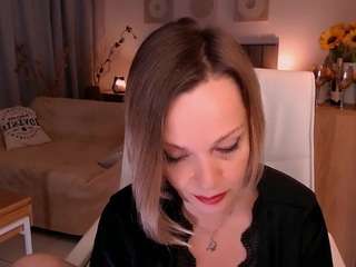 Live cam show with Tilly