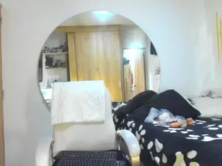 amber-disney's Live Sex Cam Show