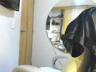 amber-disney's Live Sex Cam Show