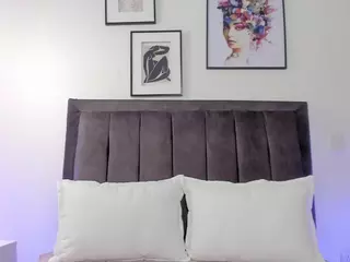 helen-moorex's Live Sex Cam Show