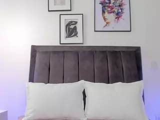 helen-moorex's Live Sex Cam Show