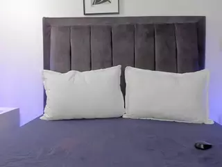 helen-moorex's Live Sex Cam Show