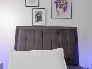 helen-moorex's Live Sex Cam Show