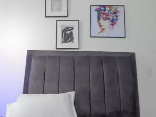 helen-moorex's Live Sex Cam Show