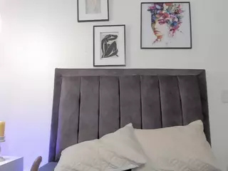 helen-moorex's Live Sex Cam Show